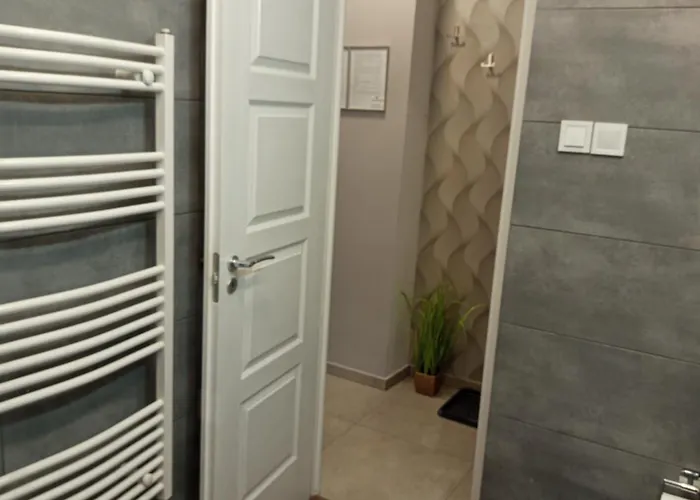 Ybl Apartament Debreţin
